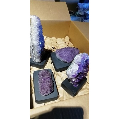 Druse Améthyste sur Socle Bois - Lot de 5 kg
