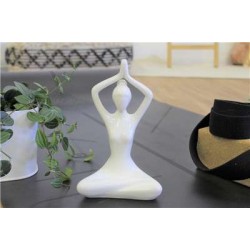 Statuette en Porcelaine Posture du Lotus Anjali Mudra Blanc brillant 20 cm