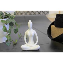 Statuette en Porcelaine Posture du Lotus Dhyana Mudra Blanc brillant 10 cm